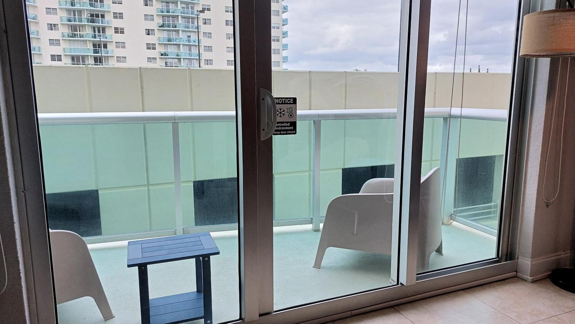 The Tides Apartments On The Beach 할리우드 외부 사진